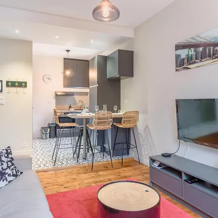 Ferienwohnung Le Petit Bacchus - Au Coeur De Nantes Exterior foto